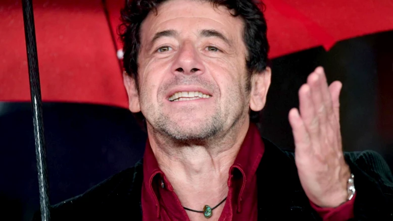 Paris : spectacle de Patrick Bruel perturbé par militantes féministes