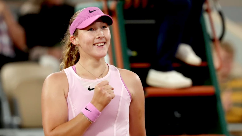 Andreeva écrase Cîrstea et file en demi-finales à Roland-Garros