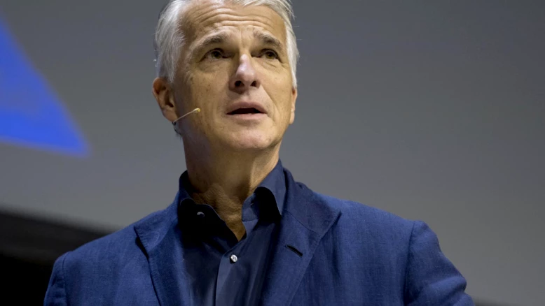 SEF 2026 : Sergio Ermotti d'UBS réaffirme rester en Suisse