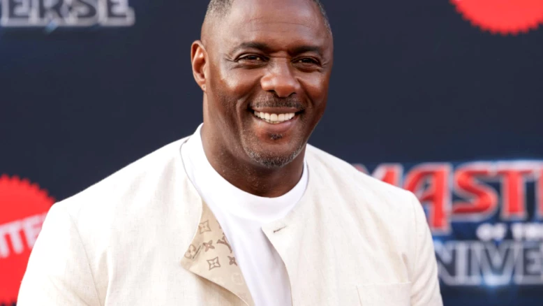 Idris Elba juge irréaliste l'idée d'un James Bond noir