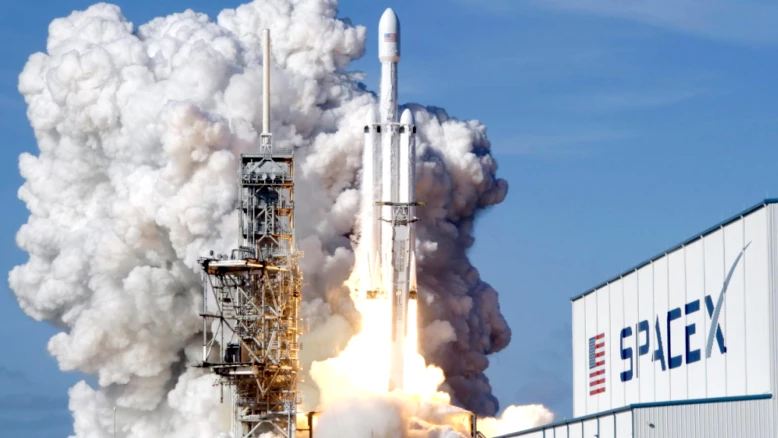 SpaceX : entrée en bourse record à Wall Street, objectif 75 milliards