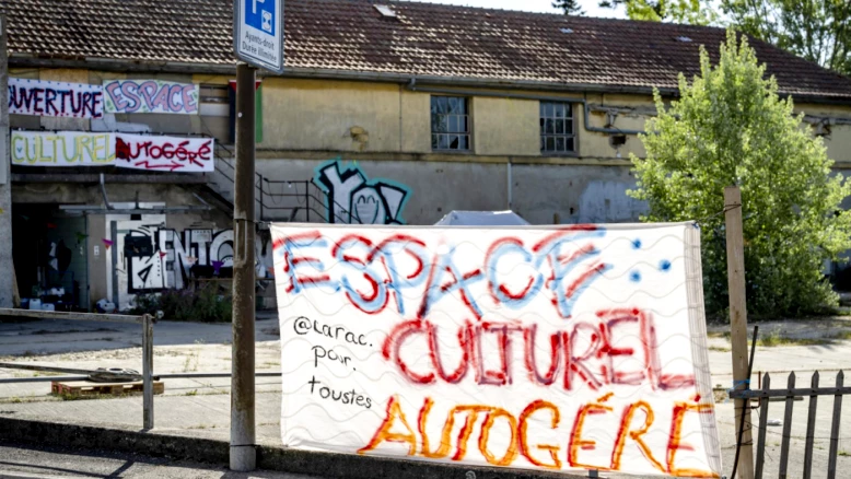 Le collectif Abal restera aux anciens abattoirs de Neuchâtel