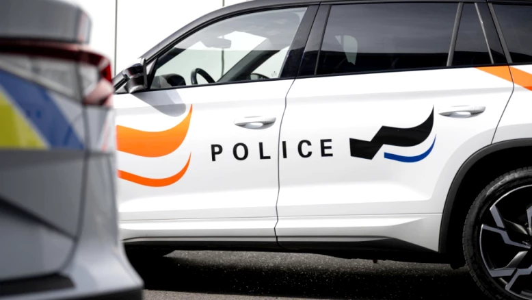 Arrestation de trois cambrioleurs en fuite à Chiètres (FR)