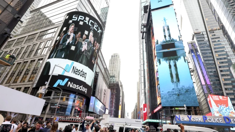 SpaceX : cotation historique à Wall Street, valorisation 2 000 Mds