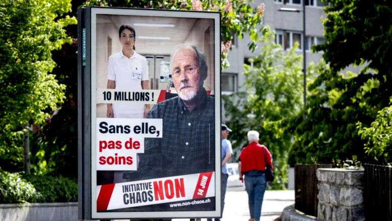 Initiative « Pas de Suisse à 10 millions » : gfs.bern hésite