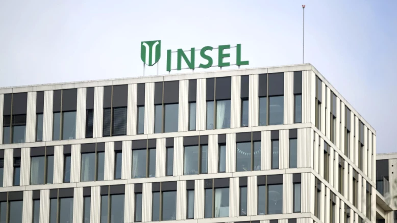 Insel: Nouvelle Stratégie Hôpitaux Bernois Axée sur IA et Données