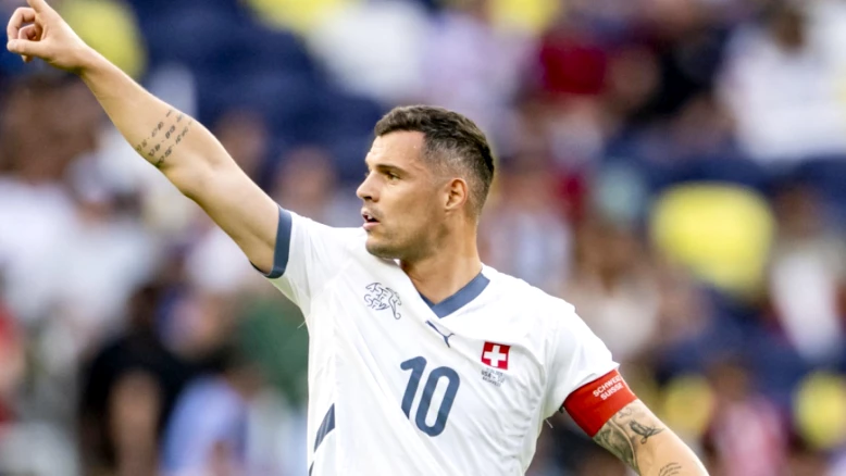 Granit Xhaka rejoint Sunderland : Transfert officiel en Premier League