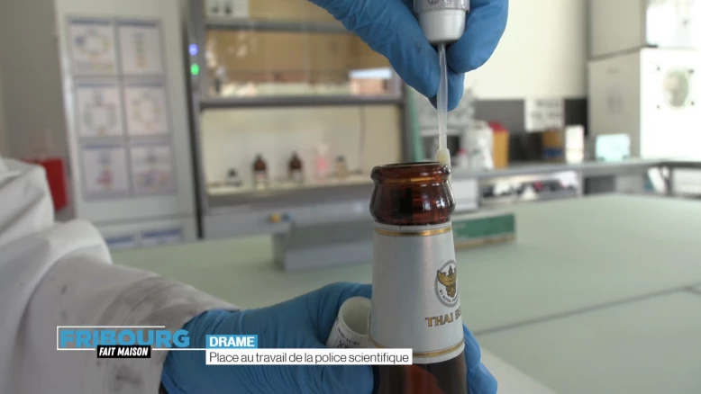 Place au travail de la police scientifique