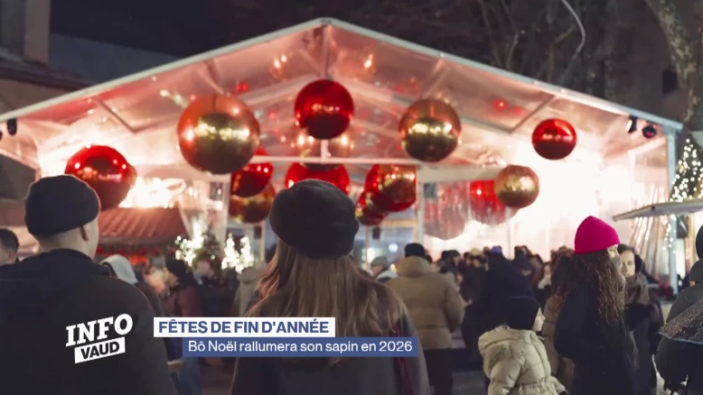 Bô Noël rallume le sapin pour une année