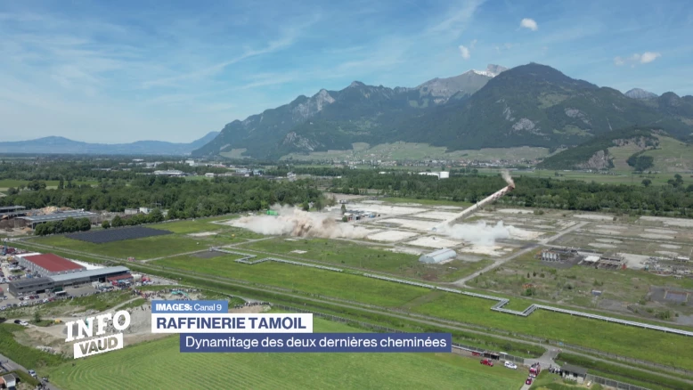 Dynamitage des cheminées de la raffinerie Tamoil