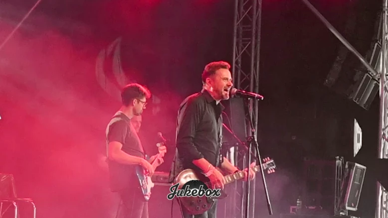 Mais Alors de Douleur d'Avion