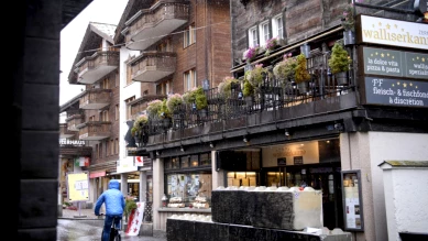 Zermatt: restaurateurs condamnés pour violations des mesures Covid-19