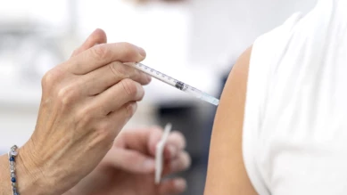 Genève lance campagne vaccination hivernale: grippe, Covid-19, RSV