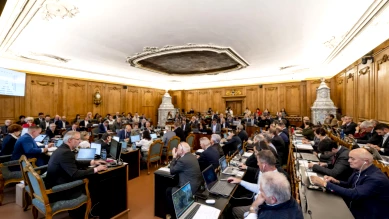 Fribourg durcit la naturalisation: cinq ans sans aide sociale