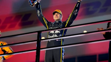 Verstappen s'impose au Grand Prix de Las Vegas, McLaren disqualifiées