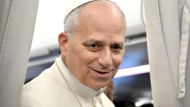 Le pape appelle les catholiques à être "moins effrayés" par l'islam