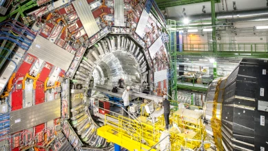 CERN : structure des tétraquarks tout charme révélée par le LHC