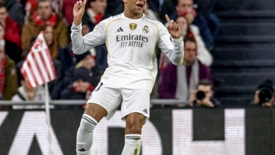 Real Madrid s'impose à San Mamés : doublé de Mbappé