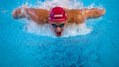 Noè Ponti en demi-finale du 100 m papillon aux européens de Lublin