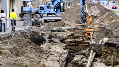 Fouilles archéologiques: vestiges de la porte de Berne à Payerne