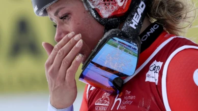 Corinne Suter blessée : hors des skis un mois, vise Cortina