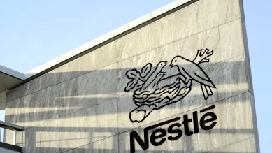 Nestlé gèle les salaires des sièges suisses en 2026
