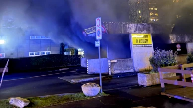 Incendie de parking souterrain à Thônex : 3 véhicules détruits