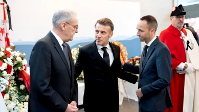 Hommage aux victimes de l'incendie de Crans-Montana à Martigny