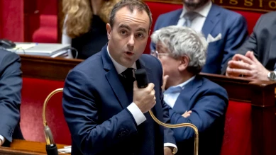 Lecornu surmonte deux motions de censure et engage un 49.3 budgétaire