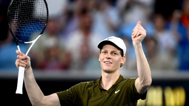 Sinner se qualifie sereinement pour les quarts de l'Open d'Australie