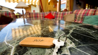 Nuitées hôtelières en Suisse: hausse de 5,9% en décembre selon l'OFS