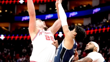 Houston bat Dallas 111-107 : 7e victoire en 9 matches