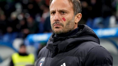 Pise et Vérone licencient leurs entraîneurs après défaites en Serie A