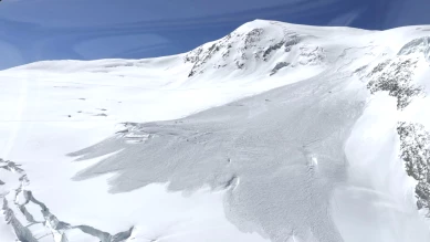 Avalanches spontanées au nord des Alpes et en Valais après tempête