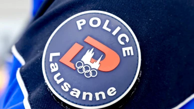 Incident Tragique à Lausanne : Un Octogénaire Meurt Coincé Sous une Machine