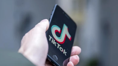 Législation Contre les Effets Néfaste des Réseaux Sociaux sur les Jeunes