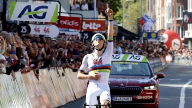 Tadej Pogacar Triomphe en Solitaire au Critérium du Dauphiné