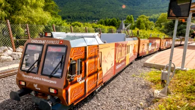 Train Miniature Chocolat Express TPF Débute au Swiss Vapeur Parc