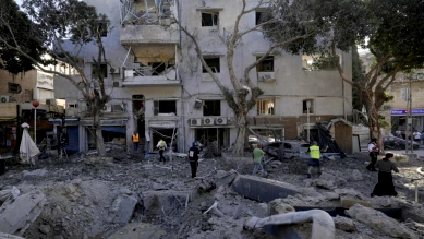 Missiles iraniens frappent Israël : des explosions et blessés recensés
