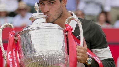 Alcaraz triomphe au Queen's face à Lehecka et confirme sa forme avant Wimbledon