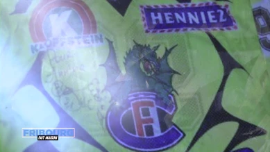 Le dessinateur Alex et son dragon