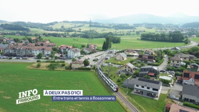 À deux pas d'ici: entre trains et tennis à Bossonnens