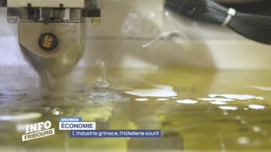 Économie: l'industrie grimace, l'hôtellerie sourit