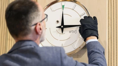 Vaud: une horloge unique créée par des jeunes orne le Grand Conseil