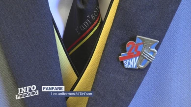 Fanfare: Les uniformes à l'Uni'son