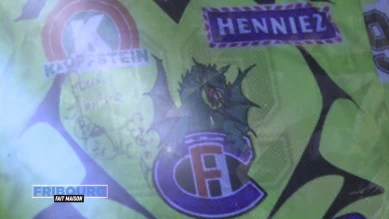 Le dessinateur Alex et son dragon