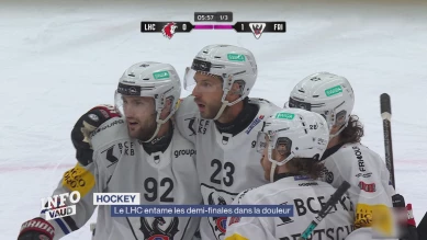 Le LHC entame les demi-finales dans la douleur