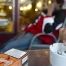 Genève lance une campagne contre la fumée passive en terrasse