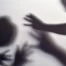 Violences domestiques : surveillance dynamique par bracelet électronique en Suisse