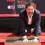 Javier Bardem pose ses empreintes au Chinese Theatre à Hollywood